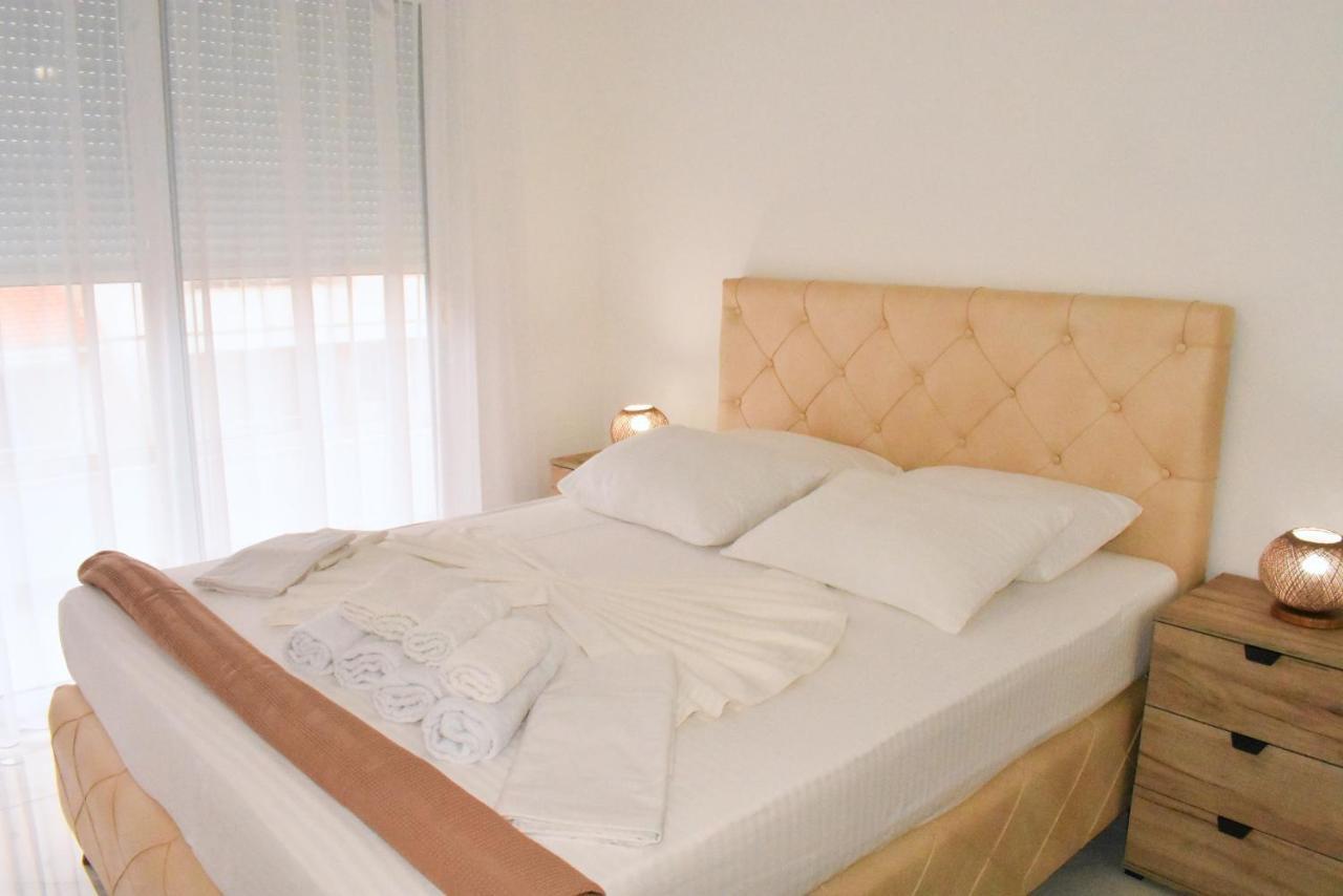 Apartments Amar Ulcinj Exterior photo