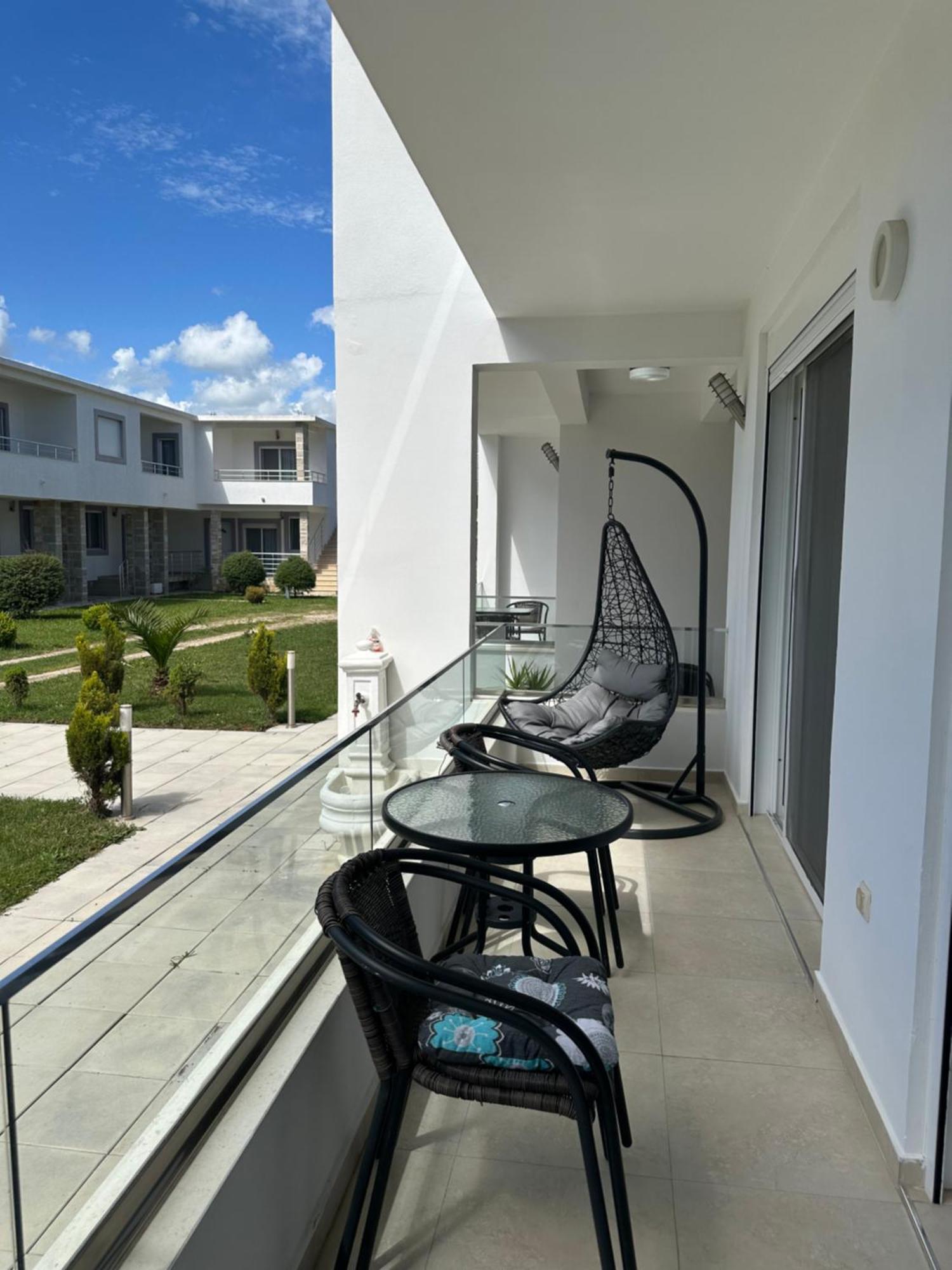 Apartments Amar Ulcinj Exterior photo