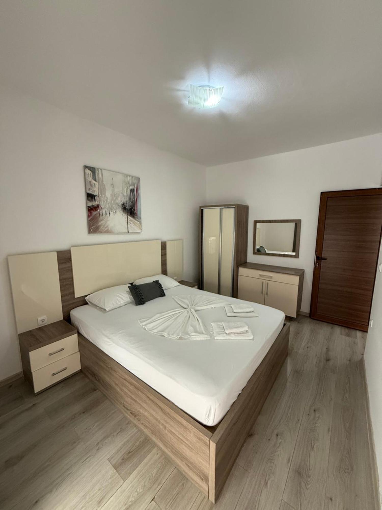 Apartments Amar Ulcinj Exterior photo